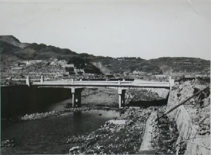 簗橋（やなばし）