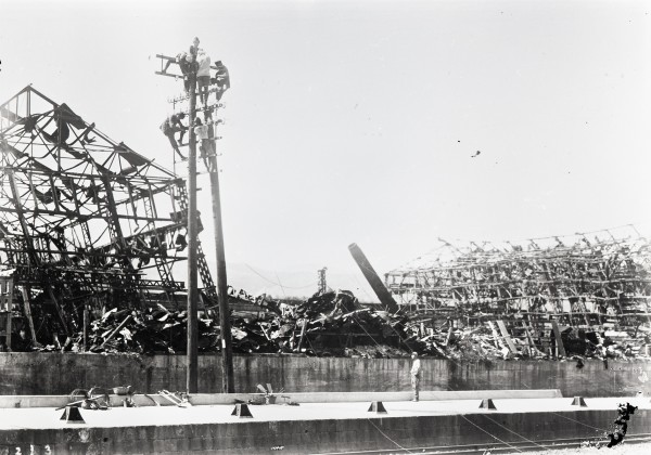 浦上駅構内における架線復旧工事