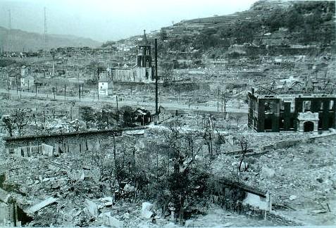 新興善国民学校屋上から北西を望む（4枚つなぎ写真中左から3枚目）－西中町天主堂方面－
