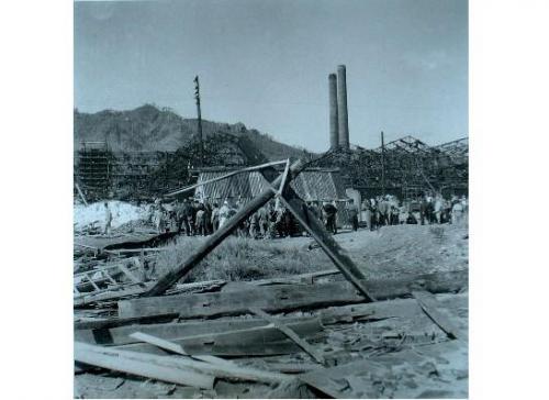 浦上駅前から三菱長崎製鋼所方面のパノラマ（５枚つなぎ写真中左から３枚目）－鍛造・鋳造工場方面－