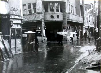 岡政百貨店一帯
