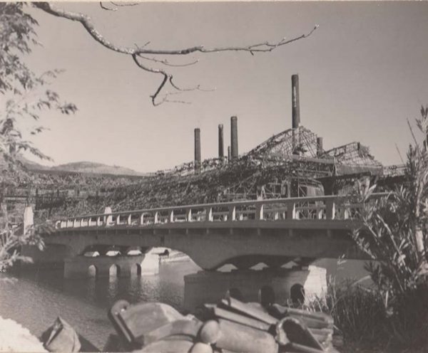 梁川橋と三菱長崎製鋼所第1工場