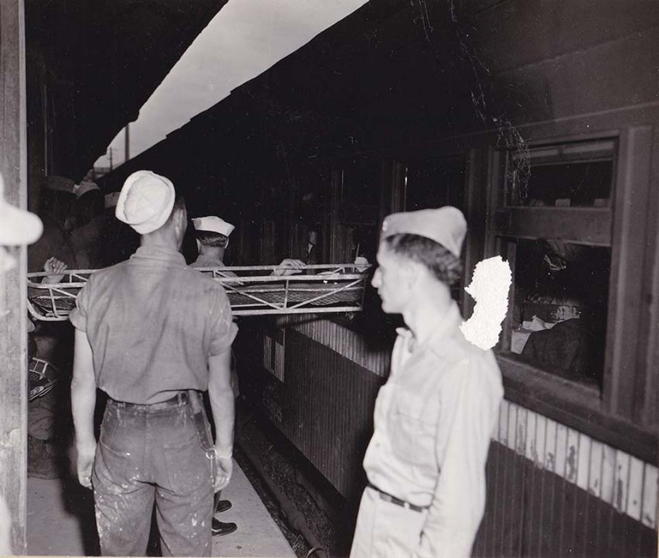 長崎港駅に集められた捕虜たち