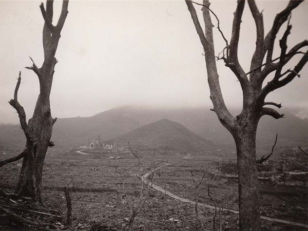 長崎刑務所浦上刑務支所の高台から見た浦上天主堂一帯