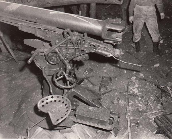 八八式七糎野戦高射砲の基部