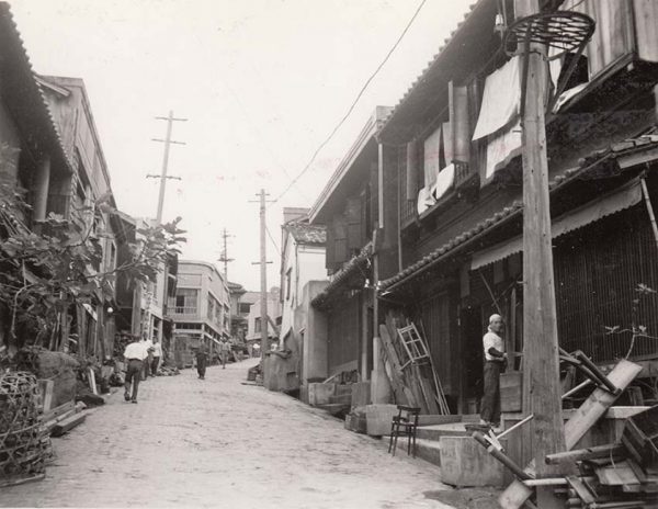 館内町の唐人屋敷通り