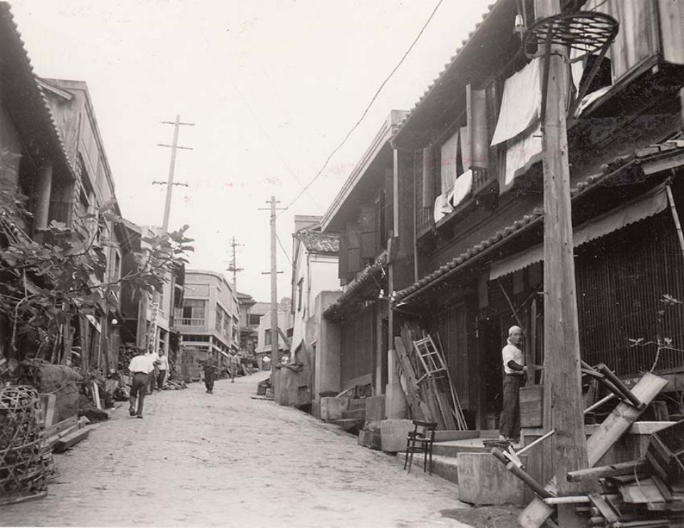 館内町の唐人屋敷通り