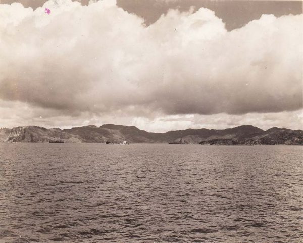 船上から見た長崎港外