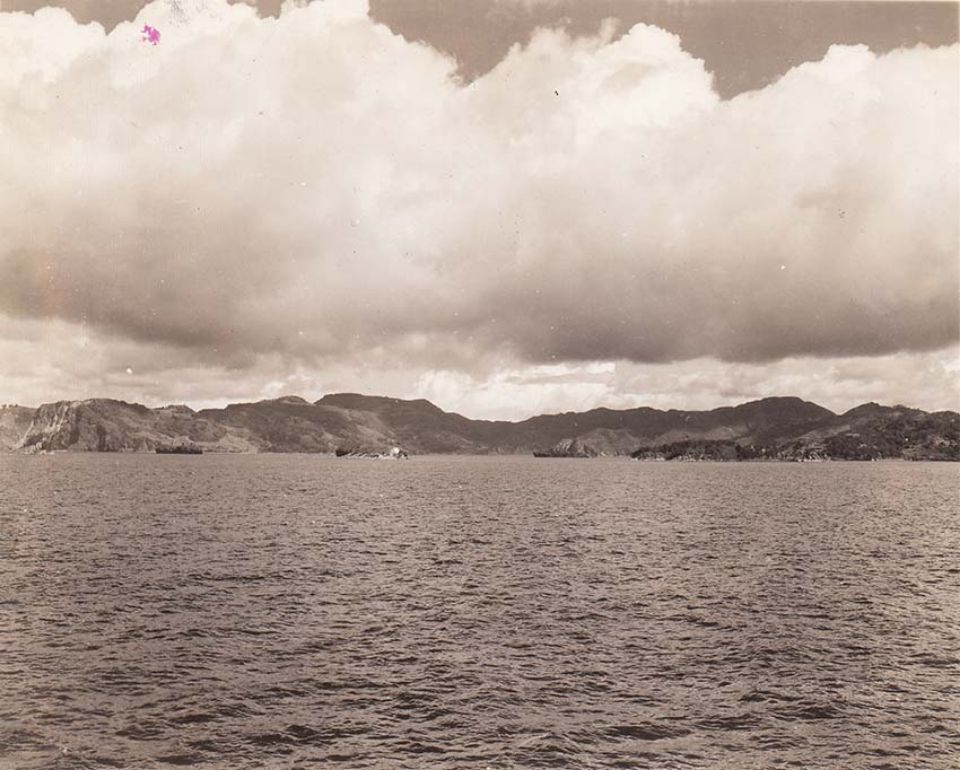 船上から見た長崎港外