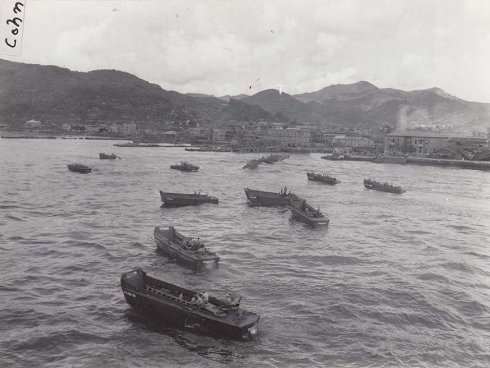 入港した艦船から見た長崎港