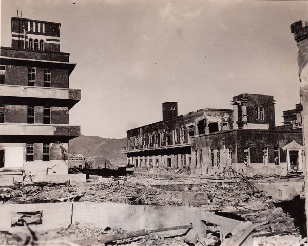 長崎医科大学附属医院構内