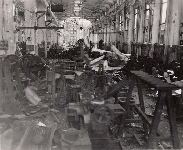 三菱長崎兵器製作所茂里町工場内部