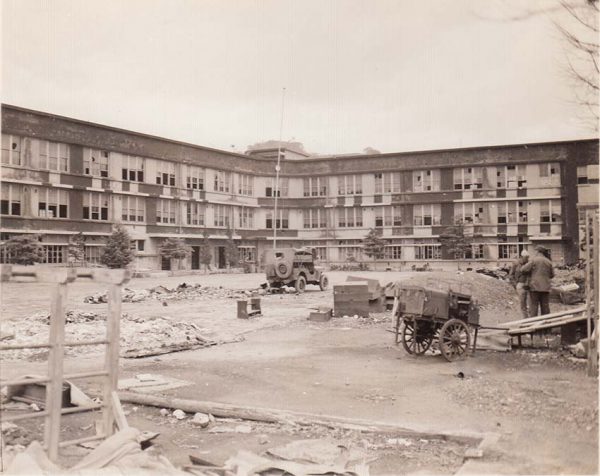 新興善国民学校