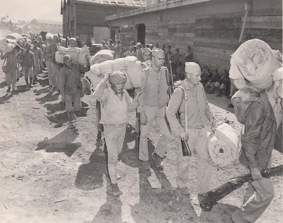 アメリカに帰国する米海兵隊員たち