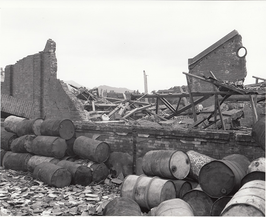 梁瀬町６丁目の工場施設倉庫