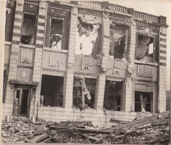 空襲と原爆の被害を受けた長崎医科大学附属医院