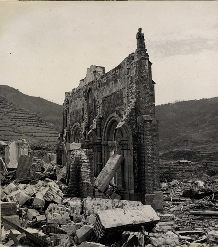 浦上天主堂南翼廊