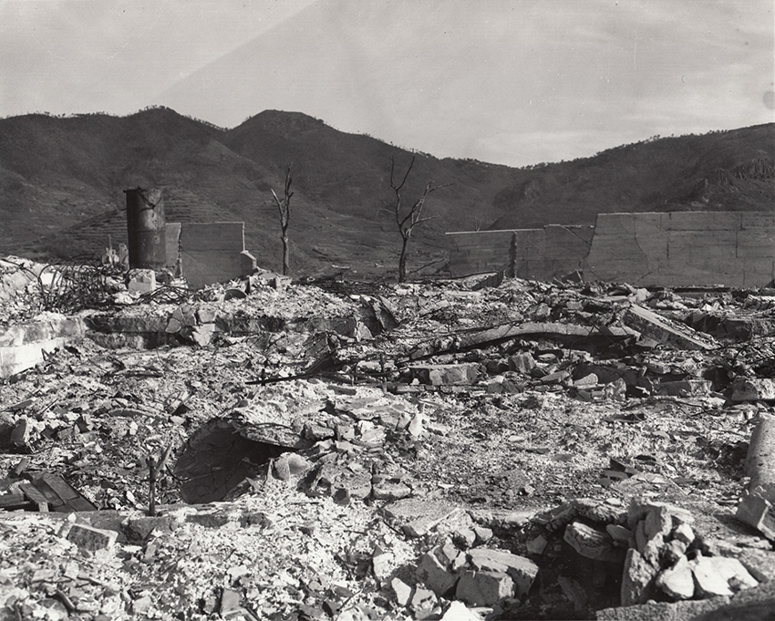 長崎刑務所浦上刑務支所中央付近から東方向を見る