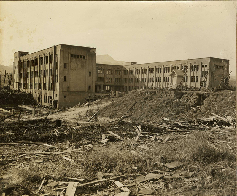 山里国民学校校舎外観