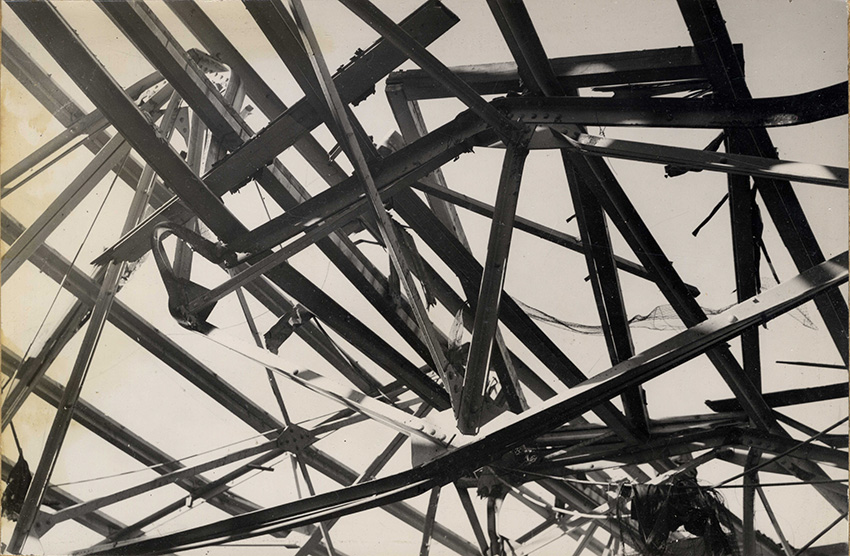 長崎市立商業学校武道場屋根