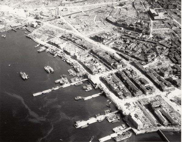 上空から見た大波止・元船町一帯