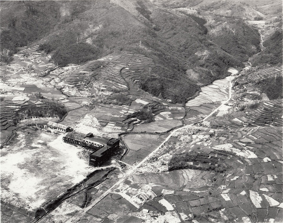 上空から見た長崎市立商業学校付近