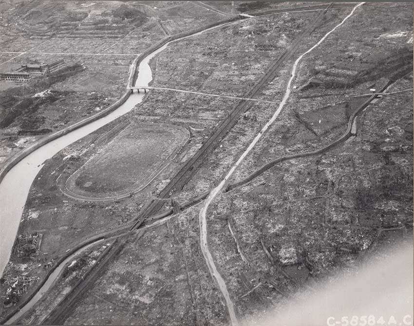上空から見た爆心地一帯