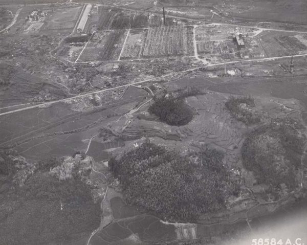 上空から見た三菱長崎兵器製作所大橋工場一帯