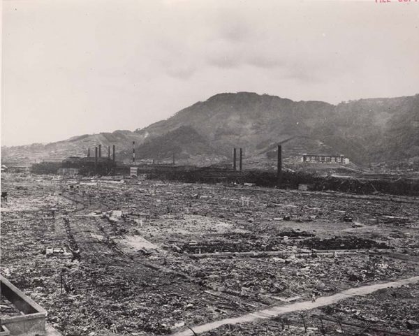 長崎医科大学附属医院から南西を見る