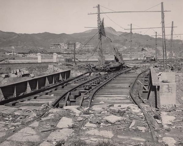 長崎電気軌道下の川鉄橋